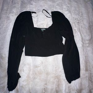 Cute long sleeve crop top